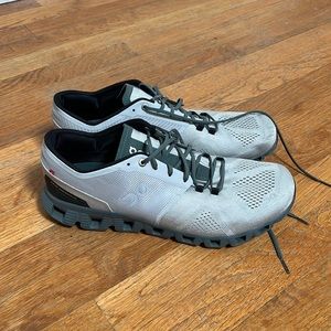 On Running size 12 - like new